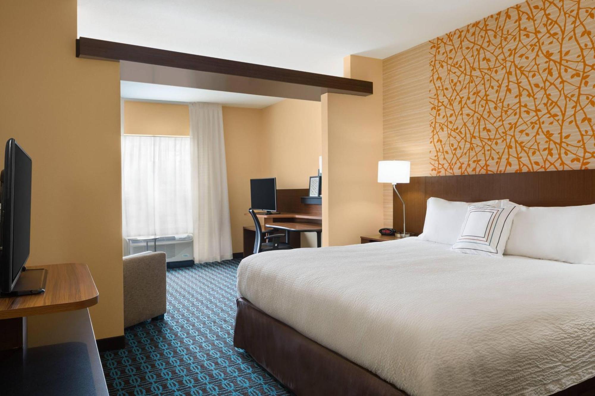 Fairfield & By Marriott 3*